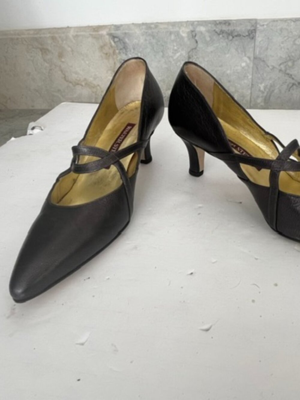 Walter Steiger Gray Leather Pumps Pointed Toe Sculpted Heel